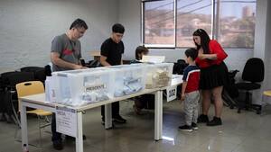 Cierran las urnas e inicia el conteo de votos en las elecciones presidenciales de Chile