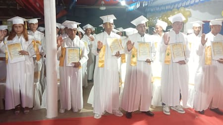 Las inundaciones en la Mojana no impidieron la graduación de sus bachilleres