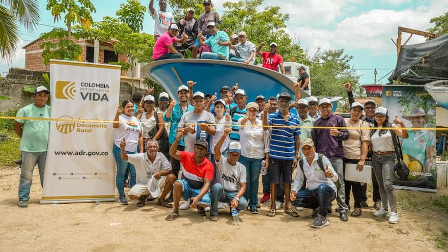 Más de 400 familias pescadoras de Coveñas reciben apoyos de la ADR