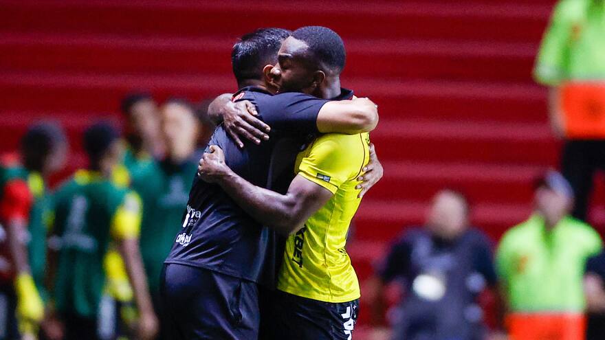 El Barcelona de César Farías accedió por penales la Fase 3 de la Copa Libertadores