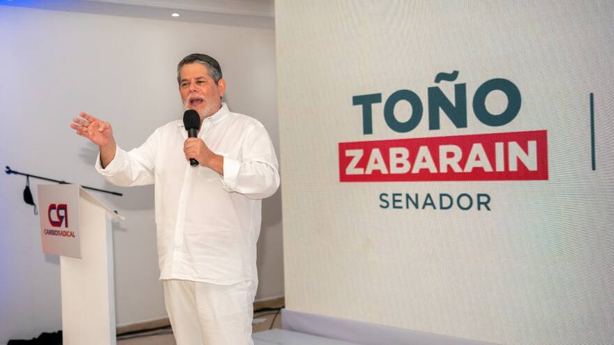 Reconocen labor de Antonio Zabarain