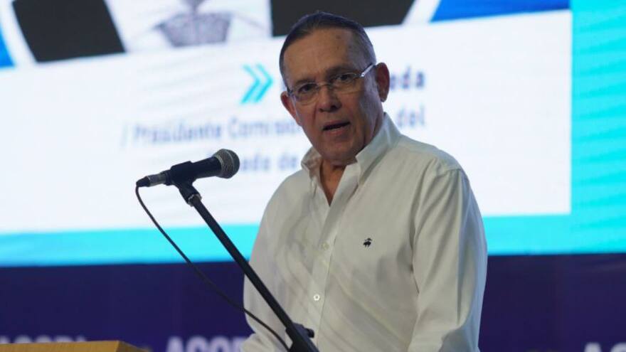 Efraín Cepeda considera imperativo que Petro rectifique sus acusaciones contra empresariado barranquillero