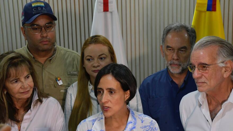 Ministra de Ambiente, Susana Muhamad, lideró mesa de trabajo sobre problemática de Ciénaga de Mallorquín