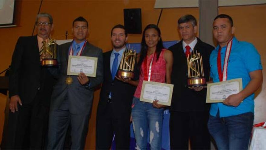 Quintana, Bacca y Peduzine, deportistas del Año