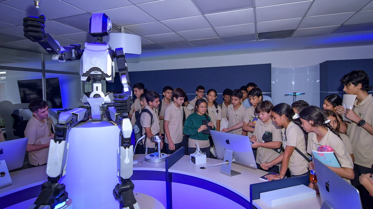 Barranquilla se Convierte en un Hub Tecnológico de Vanguardia: El Centro de IA y Robótica de la USB Lidera la Revolución