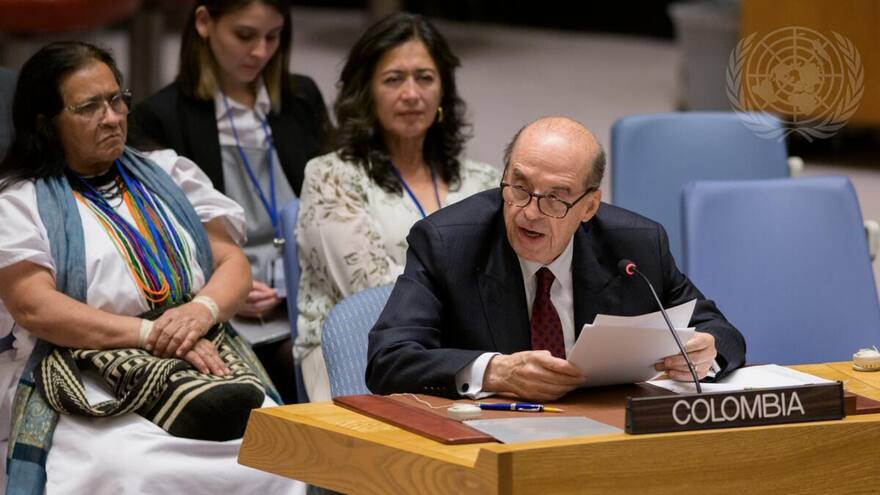 Colombia discutirá sobre trato de connacionales con México