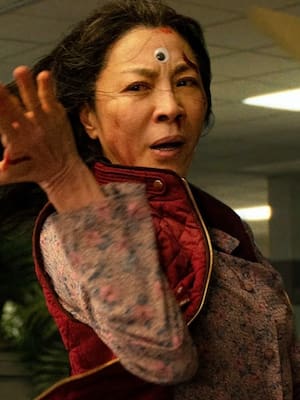 Michelle Yeoh, pionera del cine asiático, homenajeada en Berlín