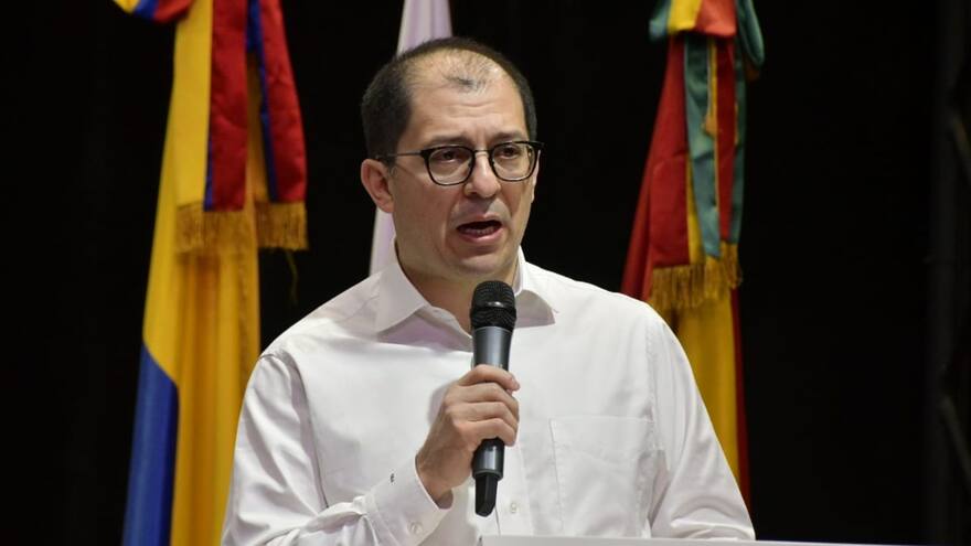 Fiscal Barbosa alerta por 'embeleco' de una constituyente