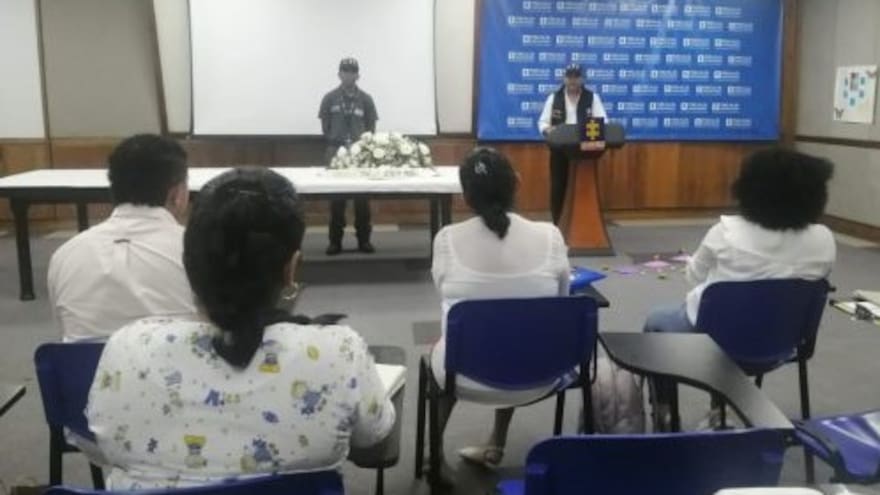 Entregan simbólicamente los restos de víctimas del conflicto en Bolívar