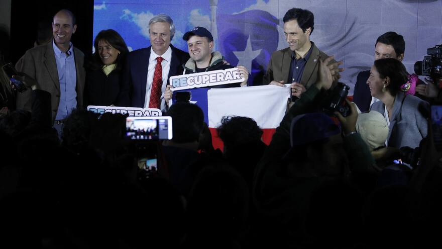 Derecha triunfa en elecciones y comandará el proyecto de nueva constitución