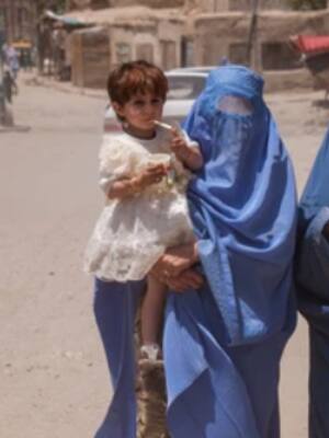 Afganistán: las mujeres, los niños y las niñas| columna de Fabrina Acosta