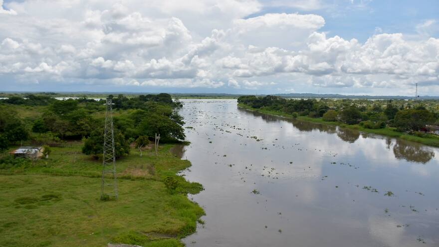 CRA cerraría compuertas de Villa Rosa para evitar aumento del nivel del Dique