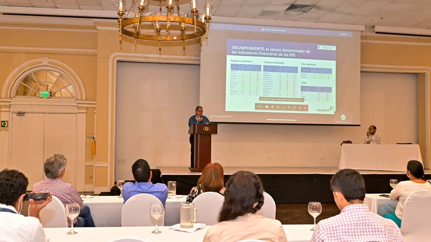 Abren investigación por corrupción en IPS y EPS