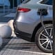 Esto costaría instalar un cargador para carro eléctrico en casa en Colombia