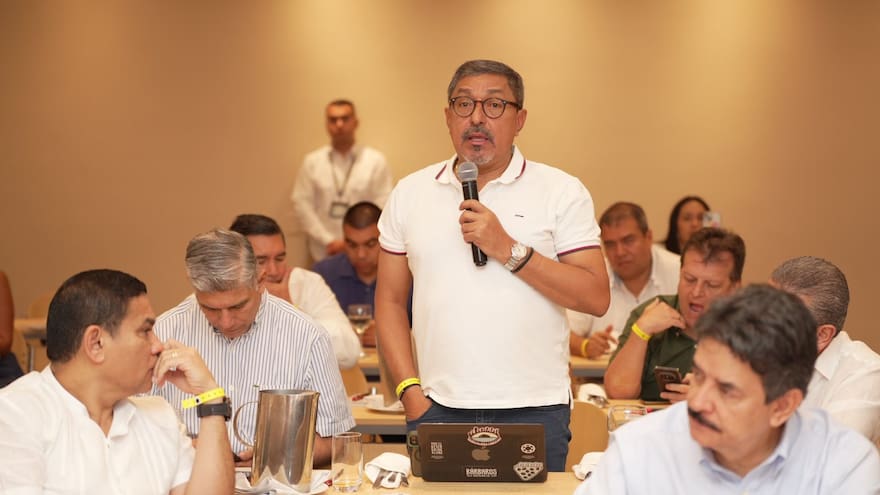 Cambio Radical advierte que oficialismo sabotea iniciativa de Cielos Abiertos