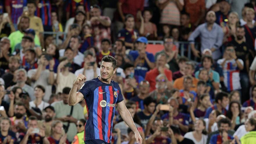 La Liga: Barcelona golea al Valladolid y Lewandowski marca un doblete