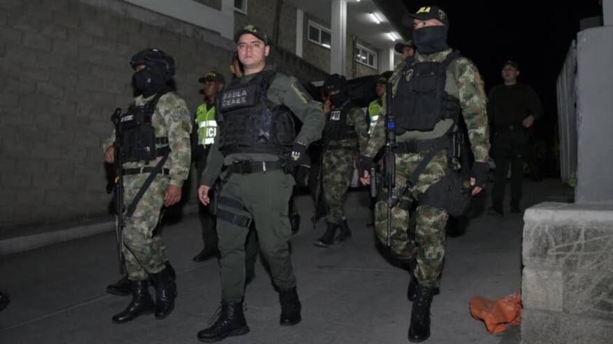 Policía y Ejército detienen a 149 miembros de bandas criminales por extorsión