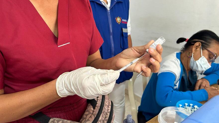 Realizan jornada de vacunación en Malambo contra el covid, influenza y tétano