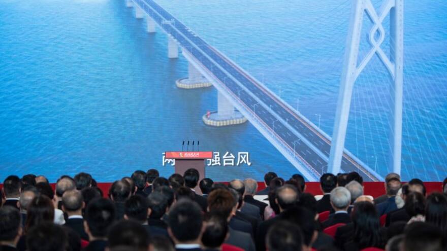 Abren enorme puente entre Hong Kong, Macao y la China continental