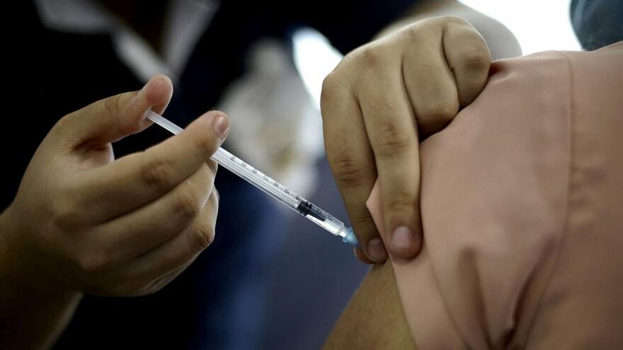 Distrito realiza jornada de vacunación para combatir infecciones respiratorias