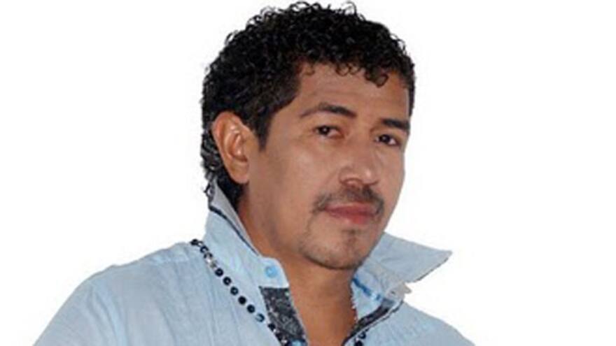 Música de exparamilitar amenizó fiesta del Ejército