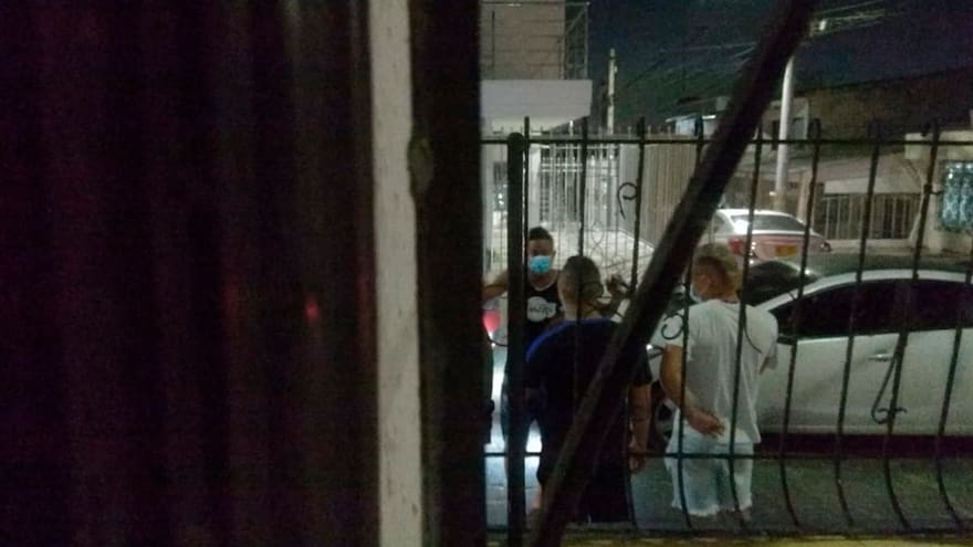 El ‘Chino’ Sandoval se ‘comió’ un pare y no tenía papeles