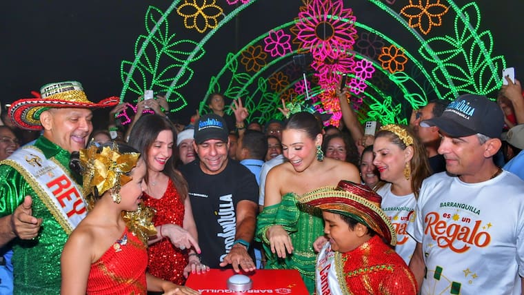 Barranquilla encendió el alumbrado navideño en el Gran Malecón