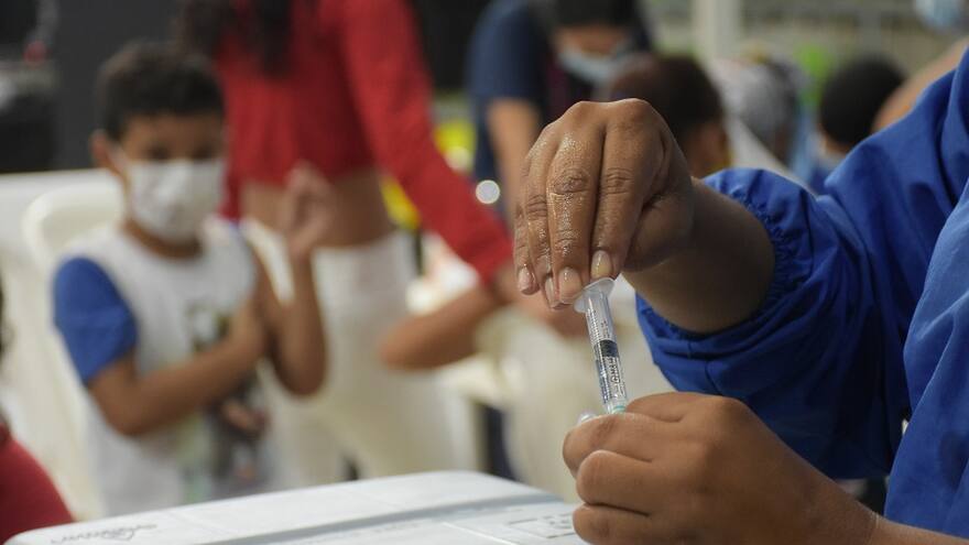 Nuevas medidas para avanzar en vacunación en 12 municipios