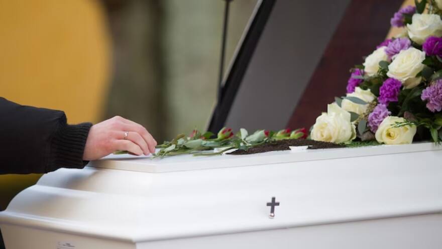 Murió mujer ecuatoriana de 76 años que había 'resucitado' en su velorio