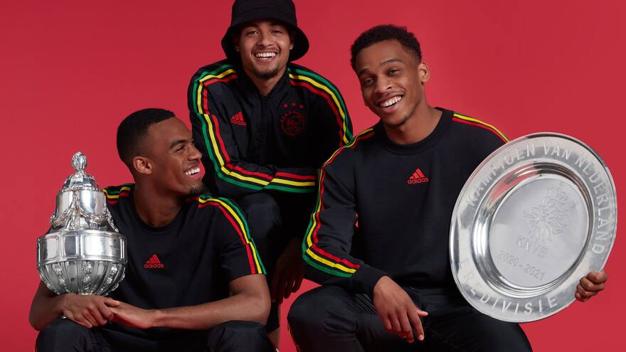 Ajax de Holanda rinde homenaje a Bob Marley en el aniversario 40 de su muerte