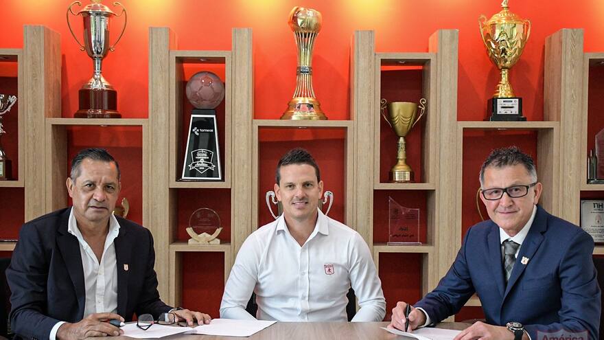 América oficializa contratación de Juan Carlos Osorio y de su primer refuerzo