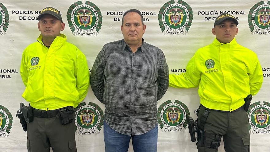 ¿En qué se gasta la plata el jefe del Clan del Golfo, alias Chiquito Malo?