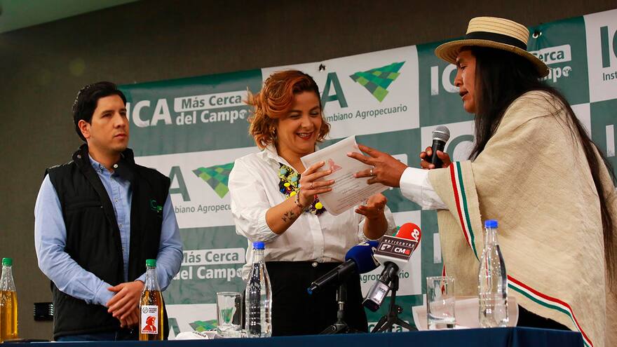 ‘Ancestral’, el primer fertilizante a base de coca elaborado en Colombia que ya cuenta con el aval del ICA