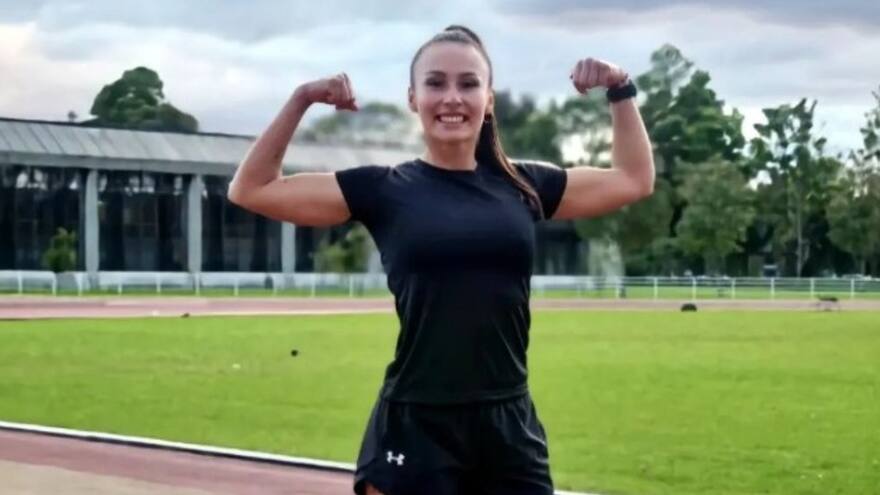 Dayana Valenzuela, una de las primeras árbitro en el fútbol profesional colombiano que gana seguidores en redes sociales