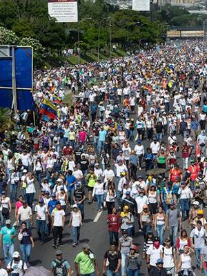 Colombia no es Venezuela, pero puede serlo | Columna de Rafael Nieto Loaiza