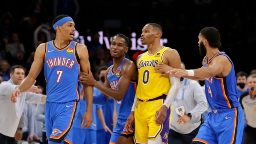 Lakers desperdician ventaja de 26 puntos