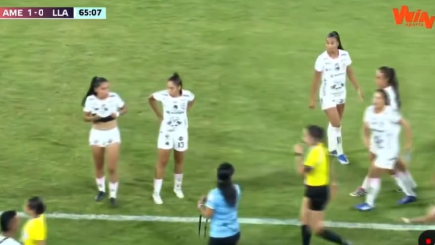 Liga Femenina: Jugadoras de Llaneros abandonaron el partido contra el América, tras 'gol fantasma'