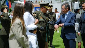 Presidente Petro pidió al nuevo director de la Policía Nacional investigar grupos que buscan “desestabilizar” el país