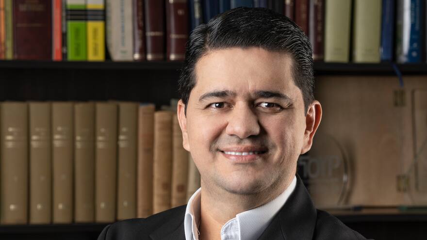 Juez confirma a Rodolfo Correa en Acopi y deja sin efectos nombramiento de Rosmery Quintero