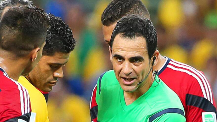 Mal arbitraje del español Velasco