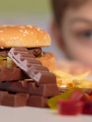 Publicidad tóxica para estómagos pequeños