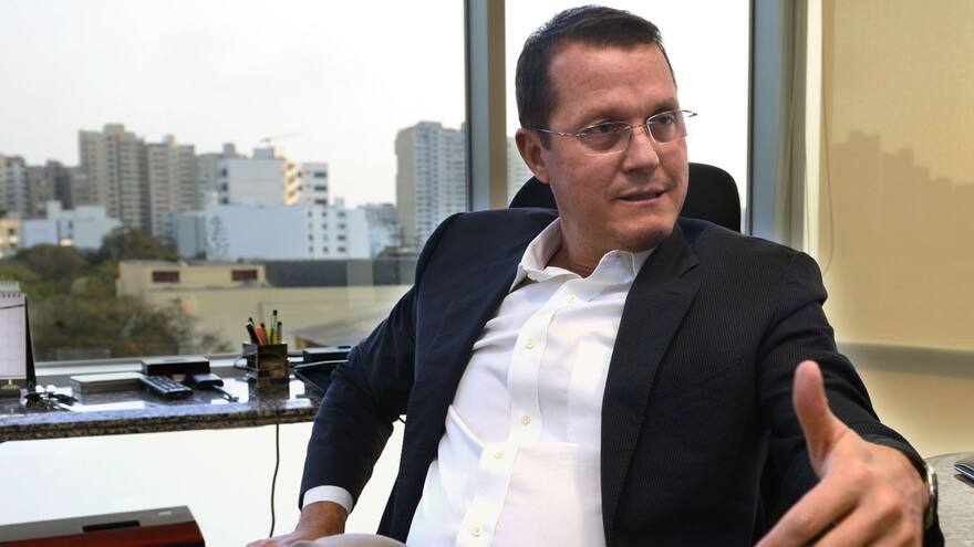 En Perú, exjefe de Odebrecht entrega ' rutas del dinero'