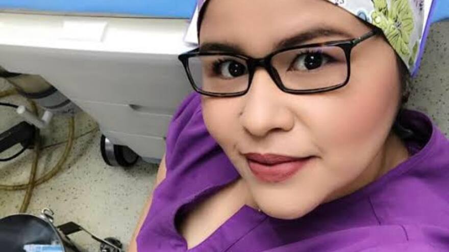 Hallan amarrado a un poste y con un letrero a presunto asesino de médica