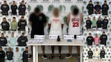 Capturan a 13 presuntos miembros de ‘los Costeños’ y ‘los Pepes’ por extorsión: les hallaron una granada y panfletos