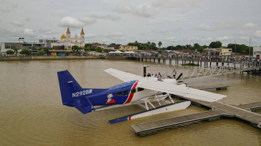 Tras cinco décadas volvió a aterrizar un hidroavión en la Ciénaga de Ayapel, Córdoba