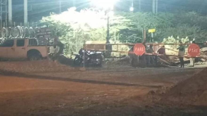 Comunidad bloquea el acceso a Cerrejón en Barrancas, La Guajira