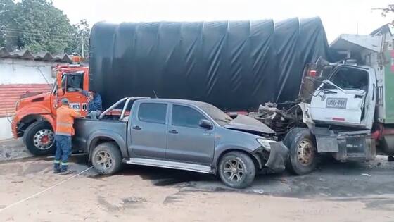 Choque múltiple deja varios heridos en la vía Cuestecitas-Albania, La Guajira