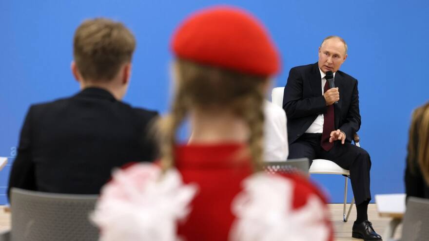 Rusia implementará entrenamiento y educación militar en las escuelas de secundaria