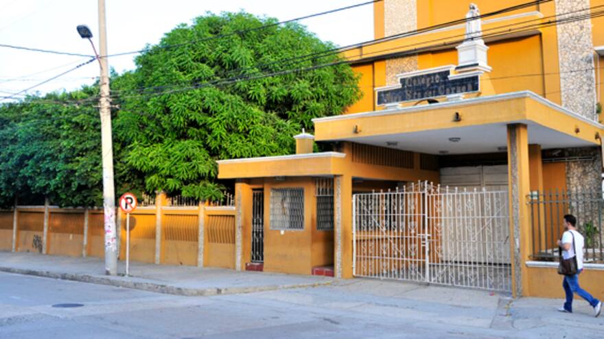 Estudiantes del Colcarmen, aún sin sede para 2016