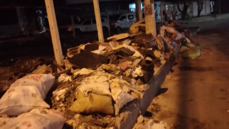 Denuncian basurero a cielo abierto en Villa Las Moras, en Soledad